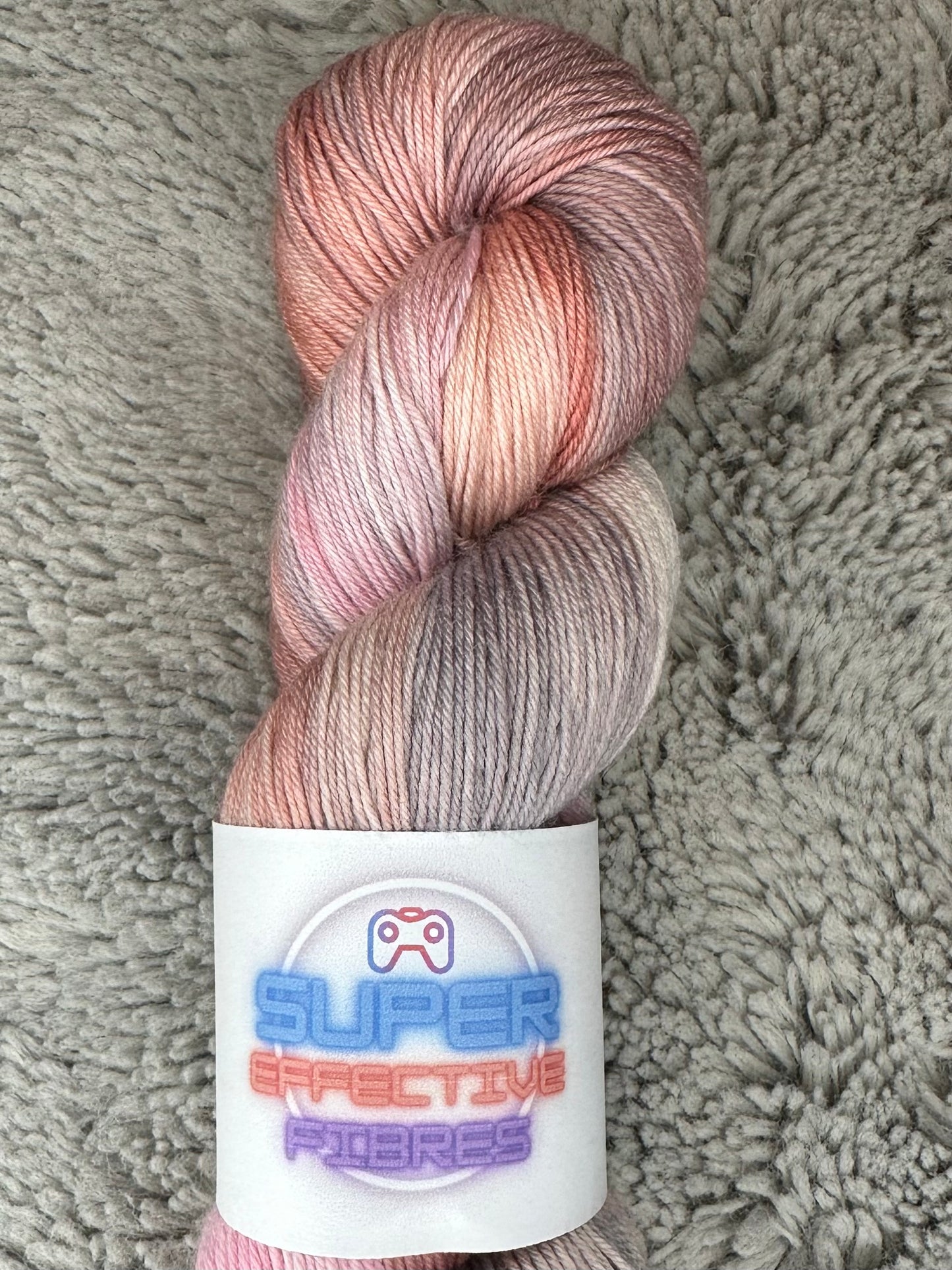 Peach and Daisy - Super Sock - 4 ply sock yarn